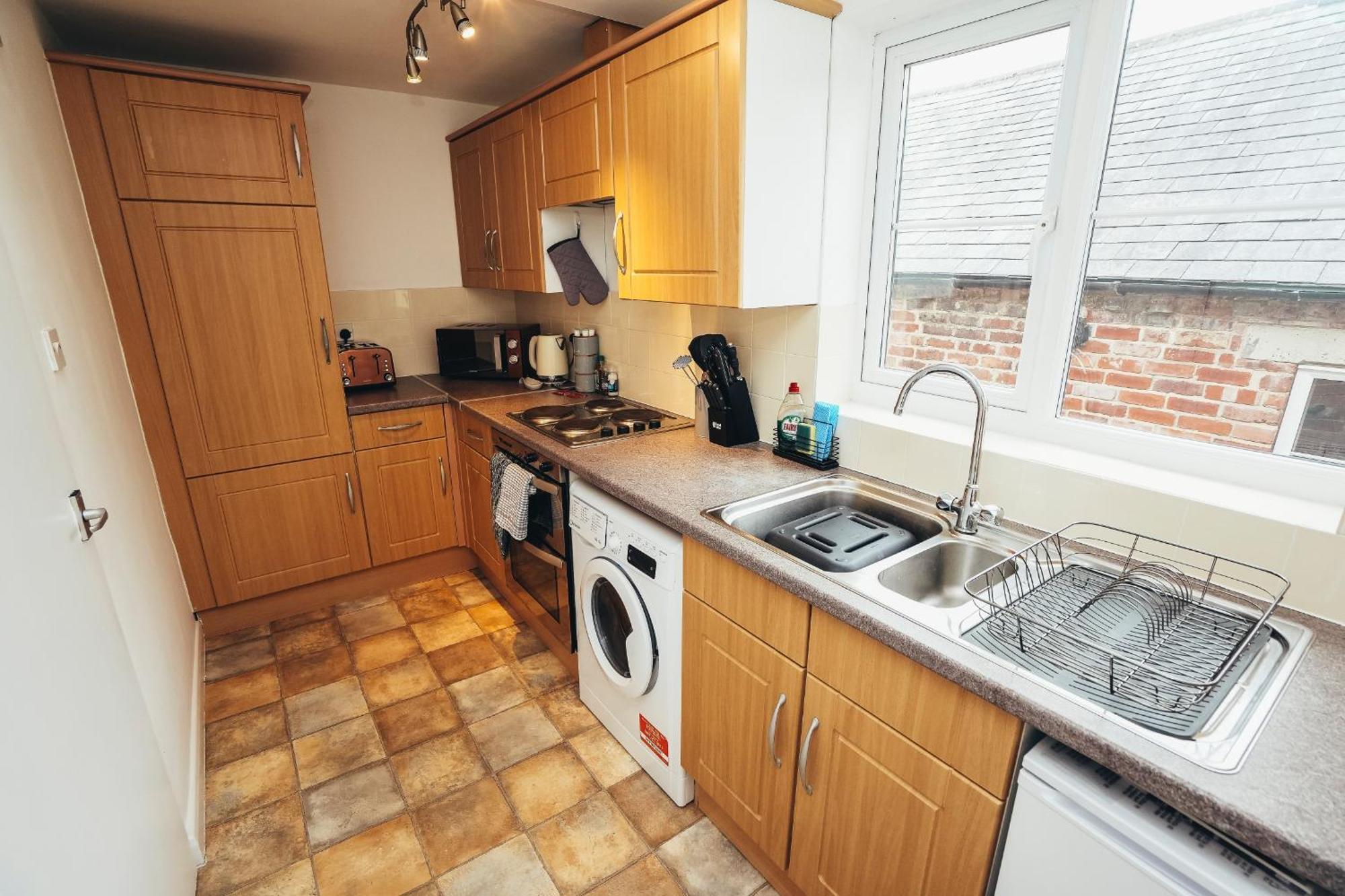 Cottages In Derbyshire, Oak Cottage Hazelwood 외부 사진